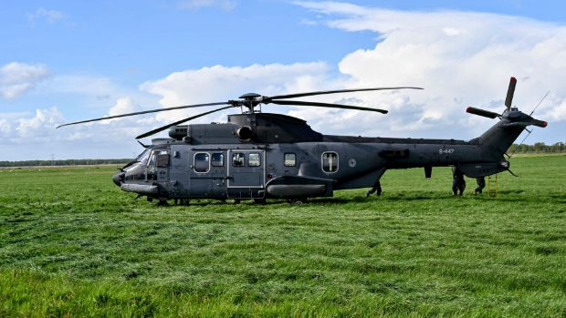 Geen invasie: Militaire helikopter maakt voorzorgslanding bij Teteringen